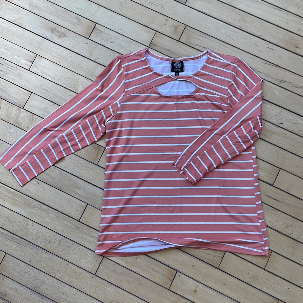 Bobeau top